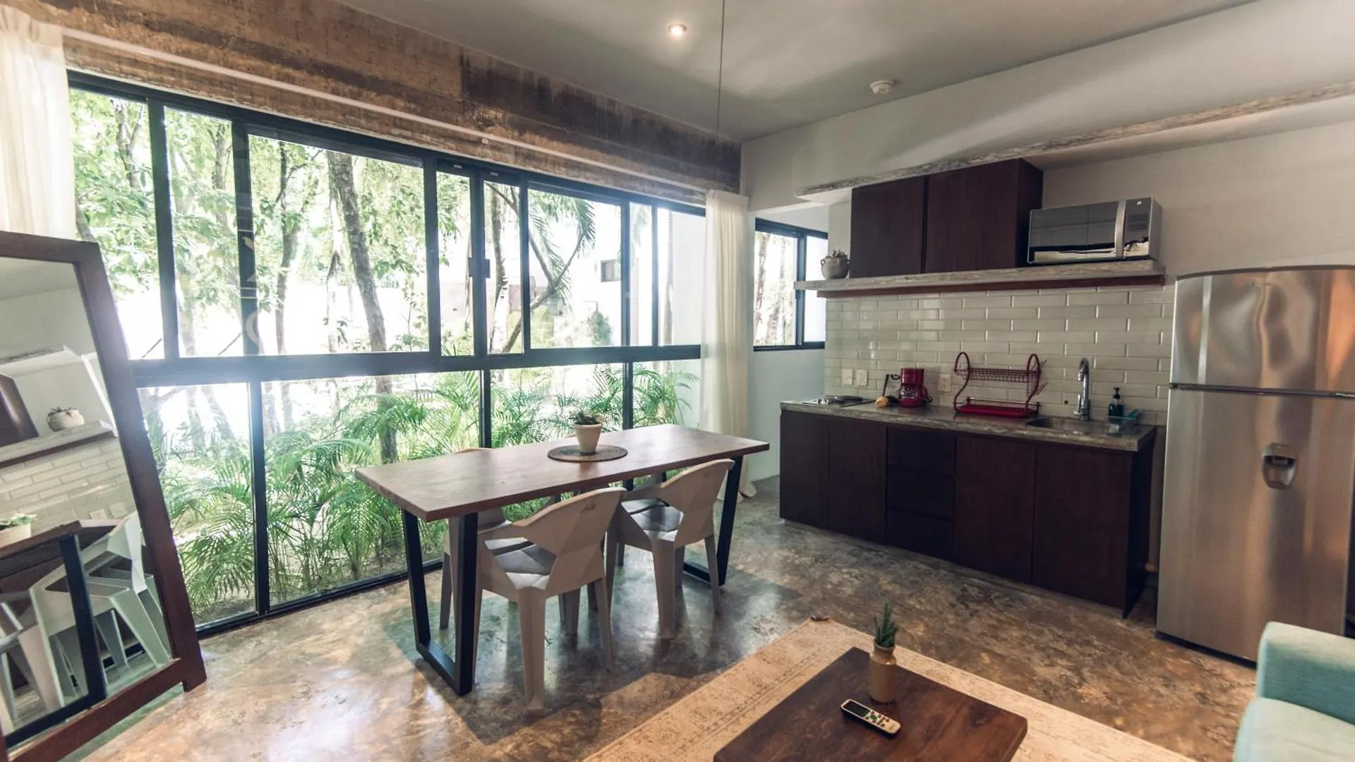 Nomad Humans Coliving Apartments 툴룸 0*,