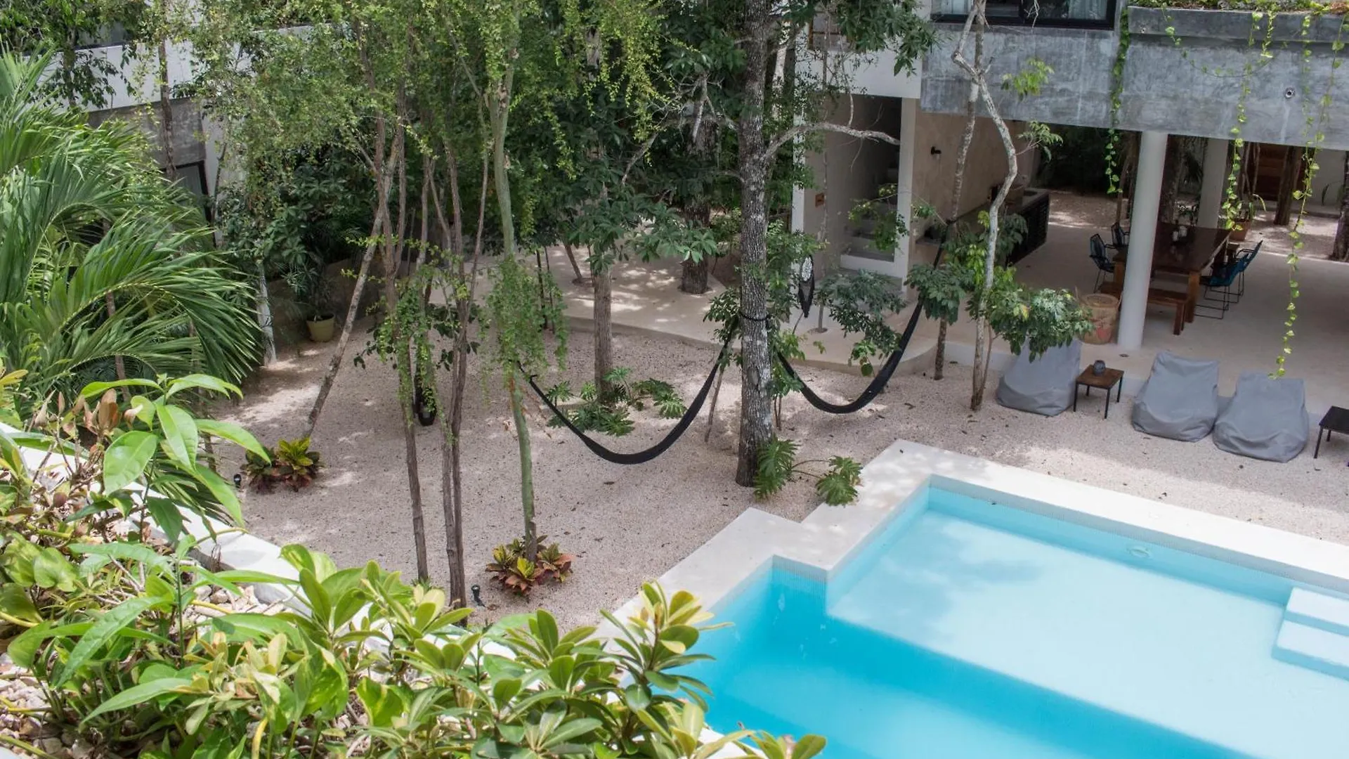 Nomad Humans Coliving Apartments Tulum