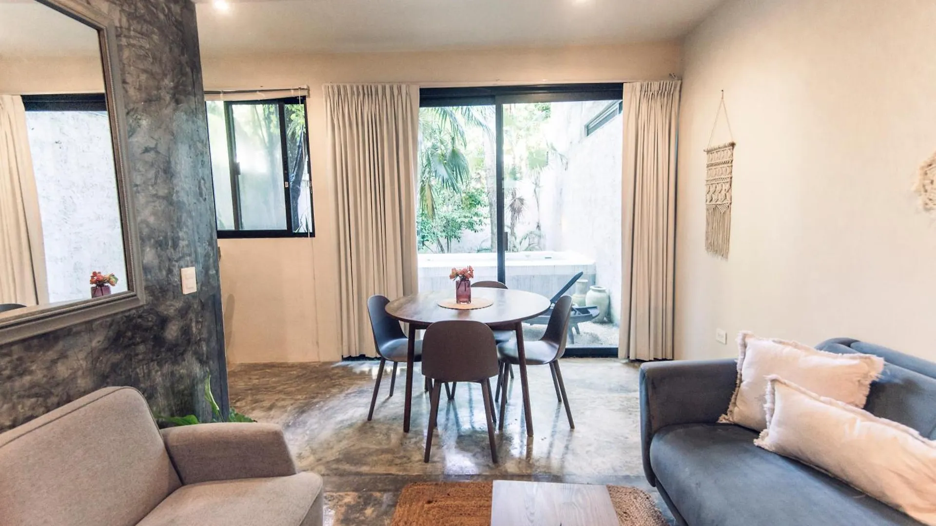 Nomad Humans Coliving Apartments Tulum