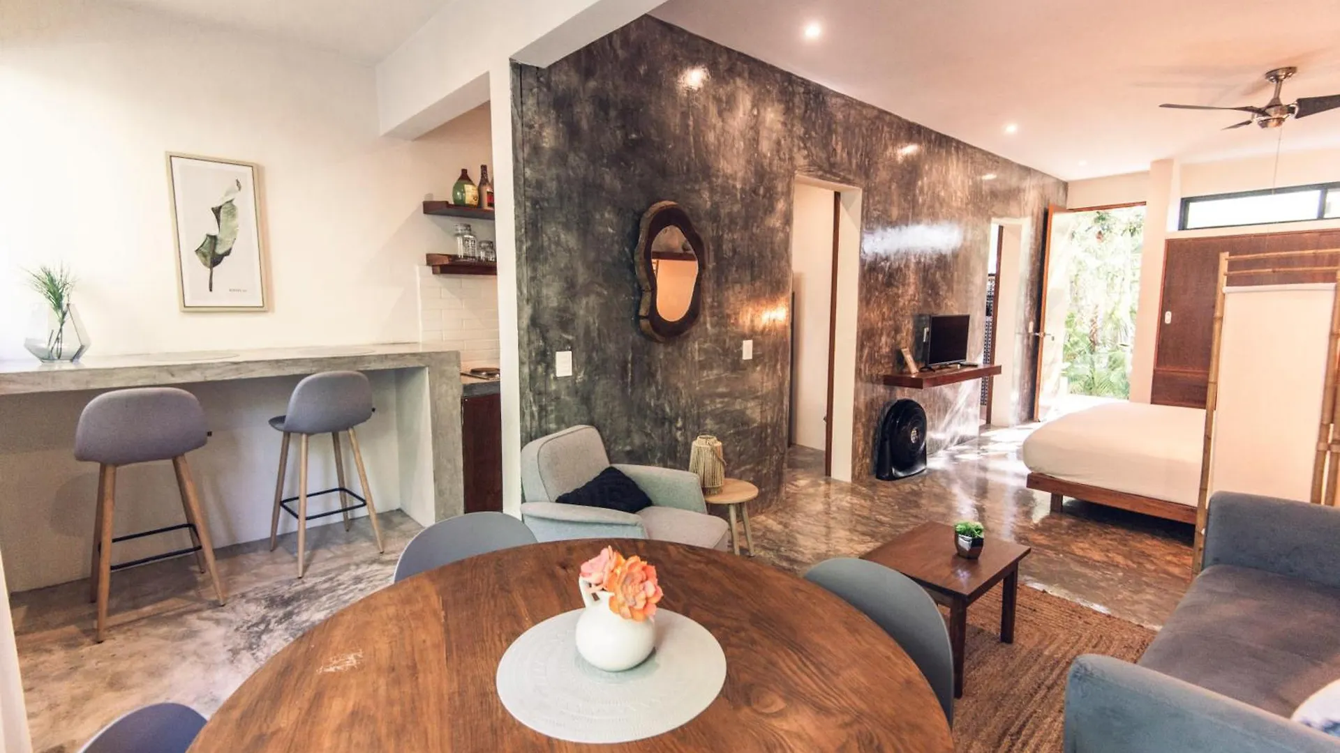 Nomad Humans Coliving Apartments Tulum