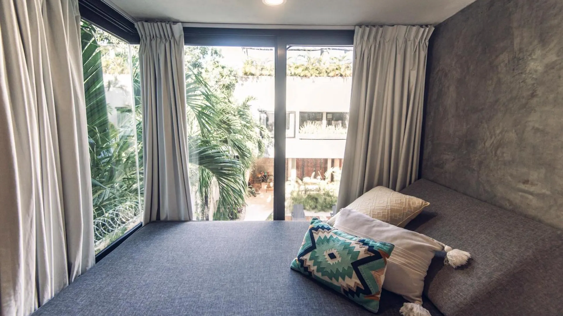 Nomad Humans Coliving Apartments Tulum