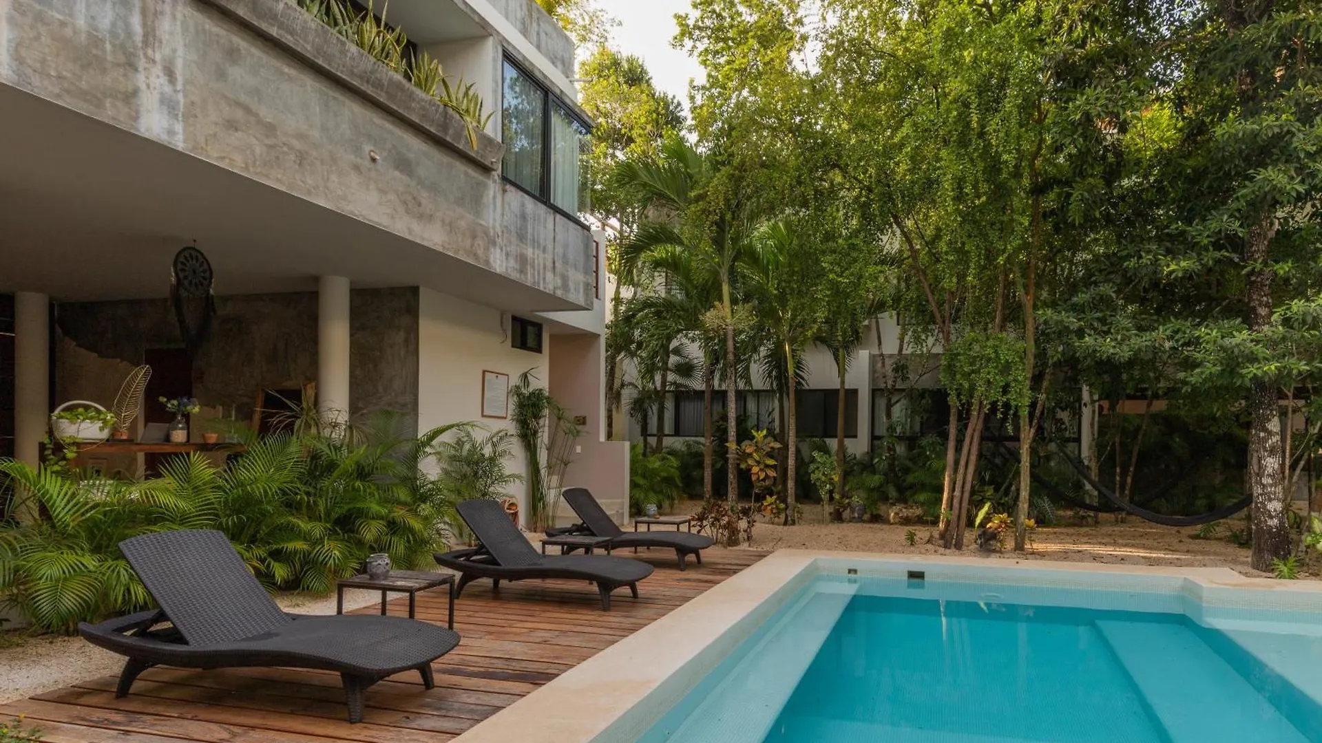 Nomad Humans Coliving Apartments Tulum